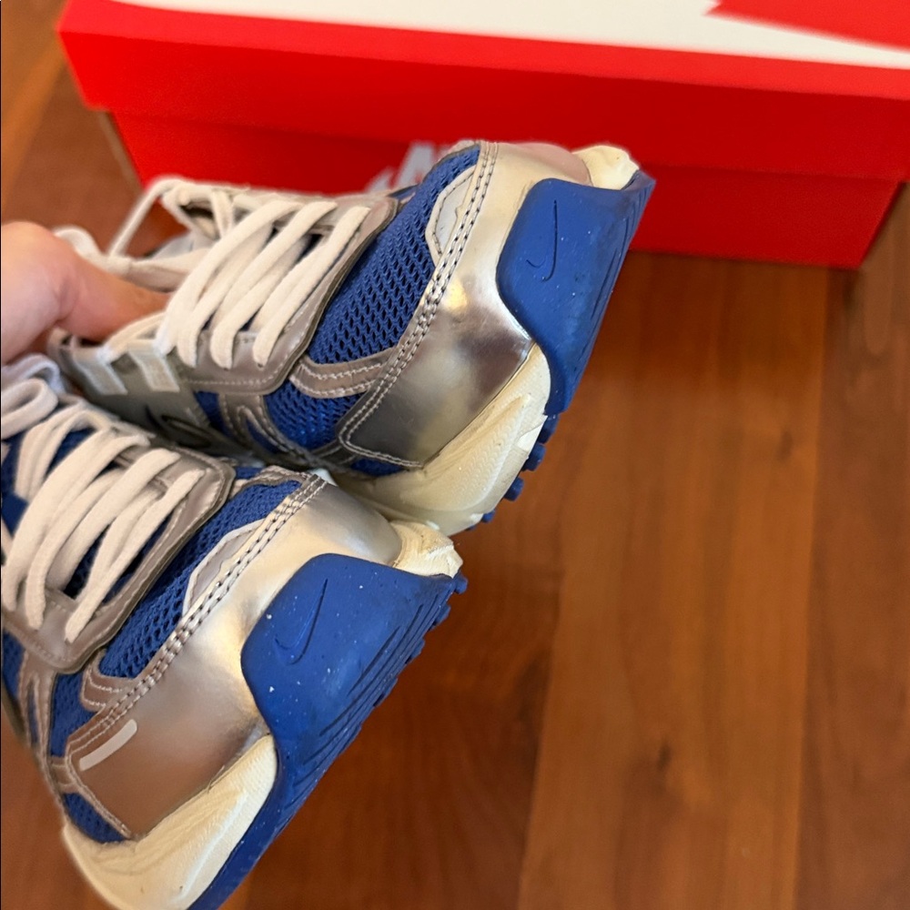 Unisex Nike V2K RUN Sneakers. Size US W8/M6.5 - Picture 10 of 12